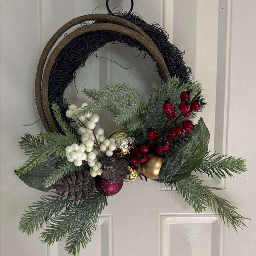 Festive Holiday Wreath with Red and Gold Accents